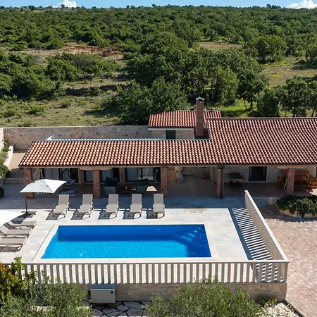 Villa Bukovica *